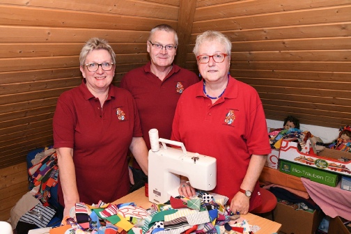 Gruppenbild Näher.JPG